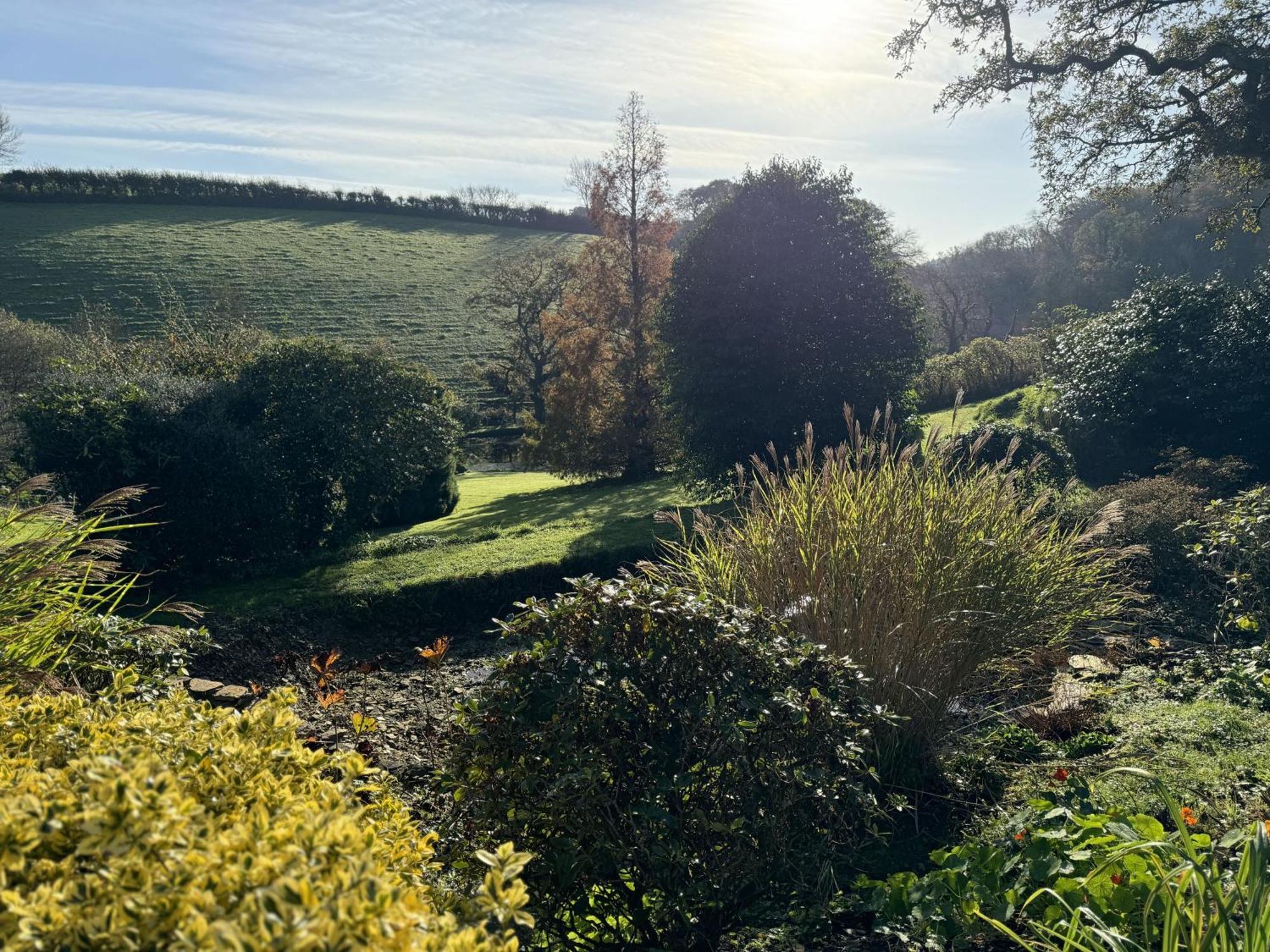 Greenswood Cottage - Cosy Cottage, Rural Location, Beautiful Landscaped Gardens With Pond And Lake Dartmouth Esterno foto
