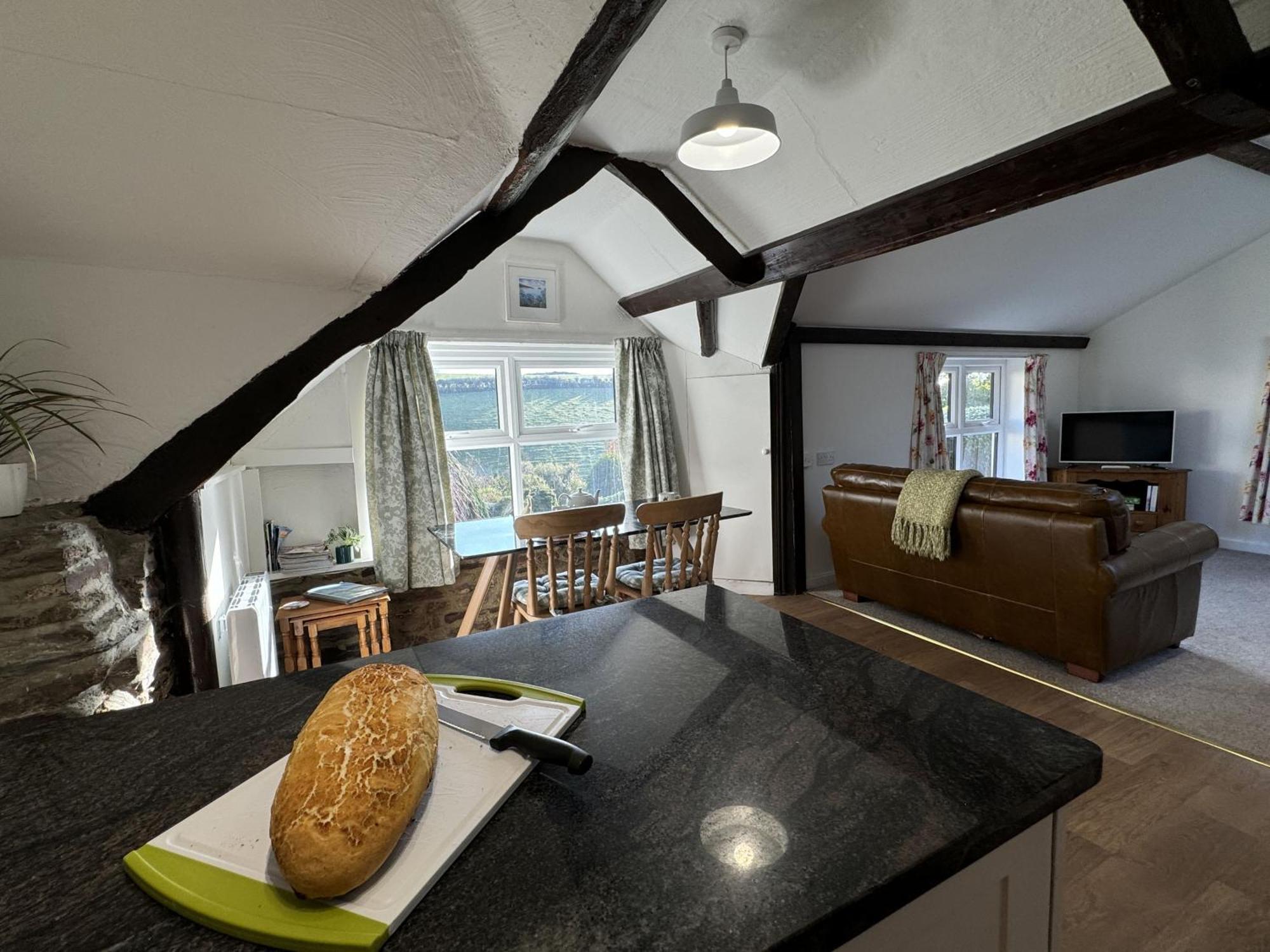Greenswood Cottage - Cosy Cottage, Rural Location, Beautiful Landscaped Gardens With Pond And Lake Dartmouth Esterno foto